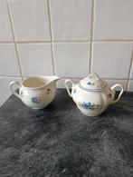 Melk en suikerpot Société ceramique Maestricht, Antiek en Kunst, Antiek | Servies los, Ophalen of Verzenden