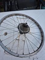 20 inch wiel met gloednieuwe shimano casette, Fietsen en Brommers, Fietsonderdelen, Ophalen of Verzenden, Zo goed als nieuw, Racefiets