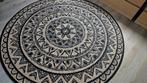 Vloerkleed rond, Ophalen, Rond, 200 cm of meer, Zo goed als nieuw