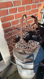 Brocante draadmand, Ophalen