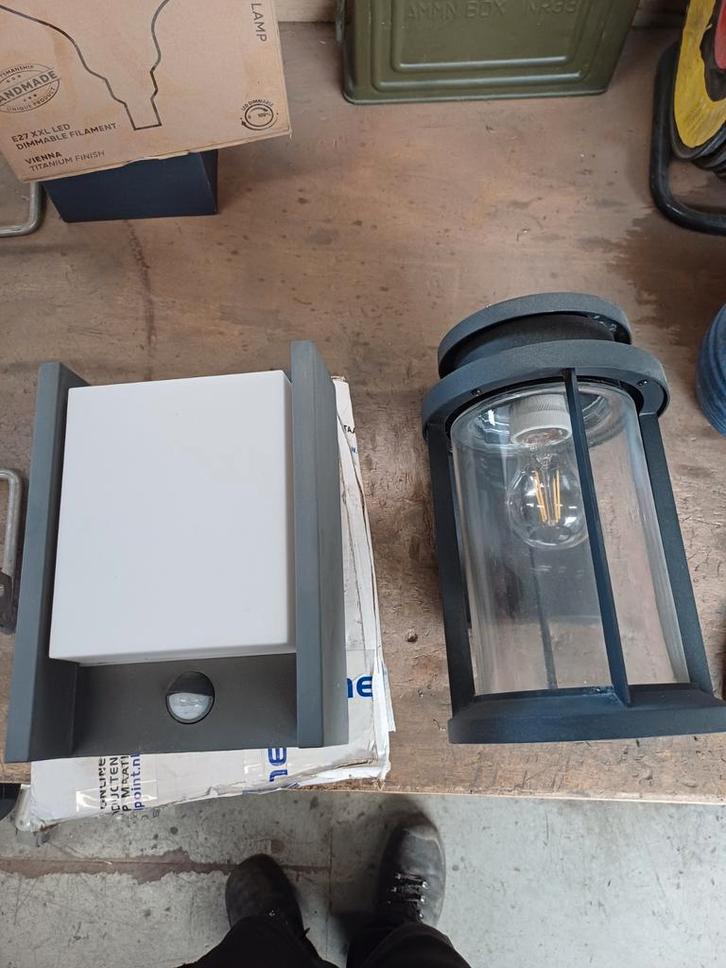 Moderne Buitenlampen Set, Huis en Inrichting, Lampen | Wandlampen, Zo goed als nieuw, Glas, Metaal, Ophalen of Verzenden