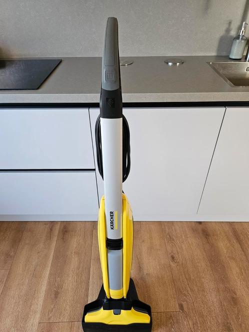 Karcher FC5 (dweilen met zuigfunctie) harde vloeren, Huis en Inrichting, Schoonmaakartikelen, Ophalen