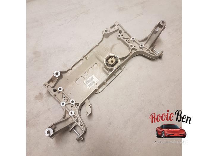 Subframe van een Volkswagen Tiguan, Auto-onderdelen, Ophanging en Onderstel, Volkswagen, Gebruikt, 3 maanden garantie, Ophalen of Verzenden