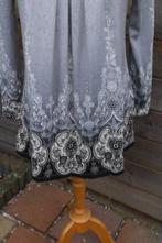 Tuniek licht grijs Fionella mt M/L Vaste prijs, Maat 38/40 (M), Ophalen of Verzenden, Zo goed als nieuw, Fionella