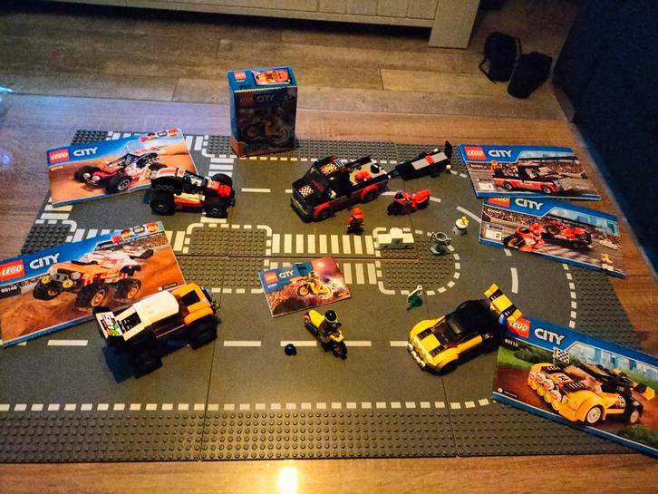 Lego City racers+wegdelen, 60084 60145 60146 60113 en 60297, Kinderen en Baby's, Speelgoed | Duplo en Lego, Zo goed als nieuw