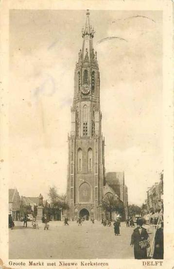 (301-111-045) Delft Groote Markt met Nieuwe Kerkstoren beschikbaar voor biedingen