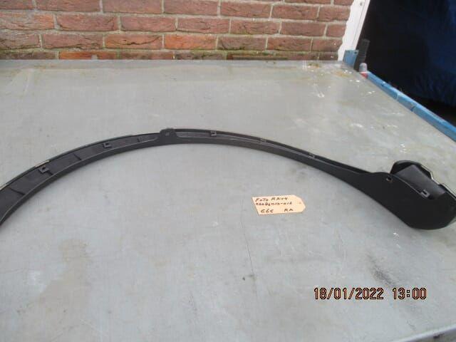 rechts achter wielkast rand Toyoto RAV 4, Auto-onderdelen, Carrosserie en Plaatwerk, Spatbord, Toyota, Gebruikt, Ophalen of Verzenden