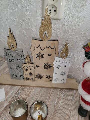 Kerst decoratie set met houten kandelaar beschikbaar voor biedingen