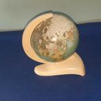 Oude globe, Antiek en Kunst, Curiosa en Brocante, Ophalen of Verzenden