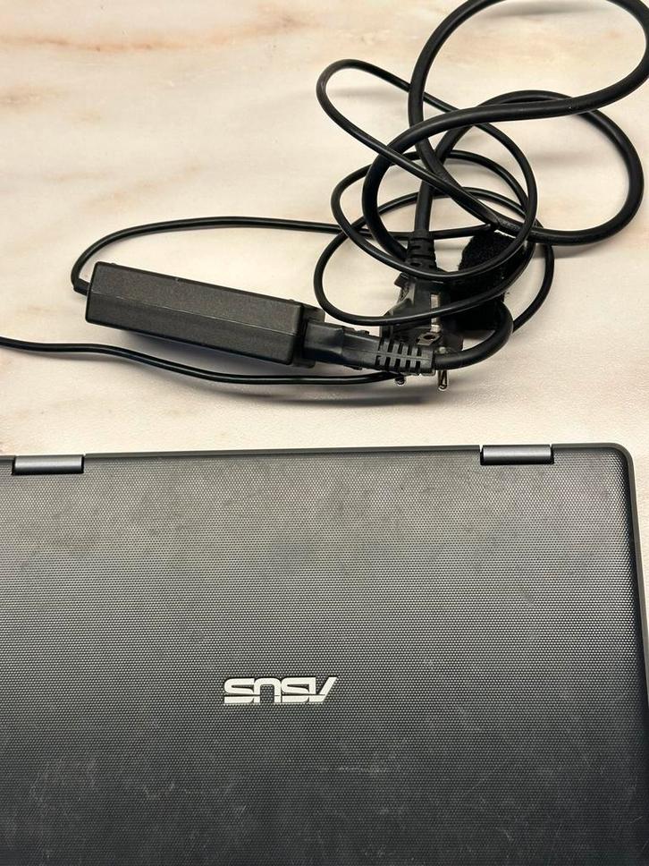 Asus Chromebook - Goedkoop!, Computers en Software, Chromebooks, Gebruikt, 11 inch, 4 GB of minder, 32 GB of minder, Qwerty, Touchscreen