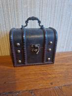 2 oude kistjes, Ophalen of Verzenden, Bruin