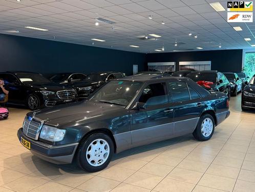 Mercedes-Benz W124 200D|Orig NL|80.000KM NAP|Schuifdak|Uniek, Auto's, Mercedes-Benz, Bedrijf, Te koop, 200-Serie, ABS, Centrale vergrendeling