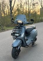 Vespa sprint 2022 full option, Fietsen en Brommers, Scooters | Vespa, Vespa S, Ophalen of Verzenden, Zo goed als nieuw