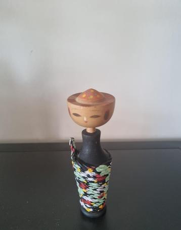 Hele aparte Sosaku Kokeshi beschikbaar voor biedingen