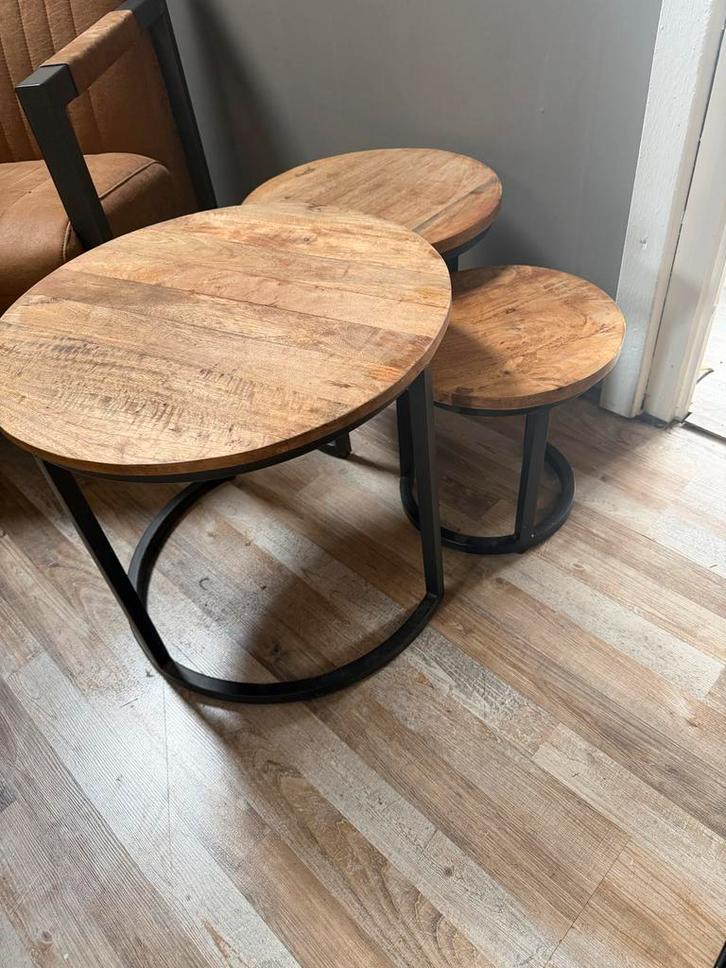 Set van 3 mangohouten bijzettafels, Huis en Inrichting, Tafels | Bijzettafels, Zo goed als nieuw, Rond, Minder dan 45 cm, Minder dan 55 cm