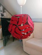 unieke hanglamp, rood, stof - 37 cm, Huis en Inrichting, Lampen | Hanglampen, Ophalen of Verzenden, Zo goed als nieuw, Stof, Minder dan 50 cm