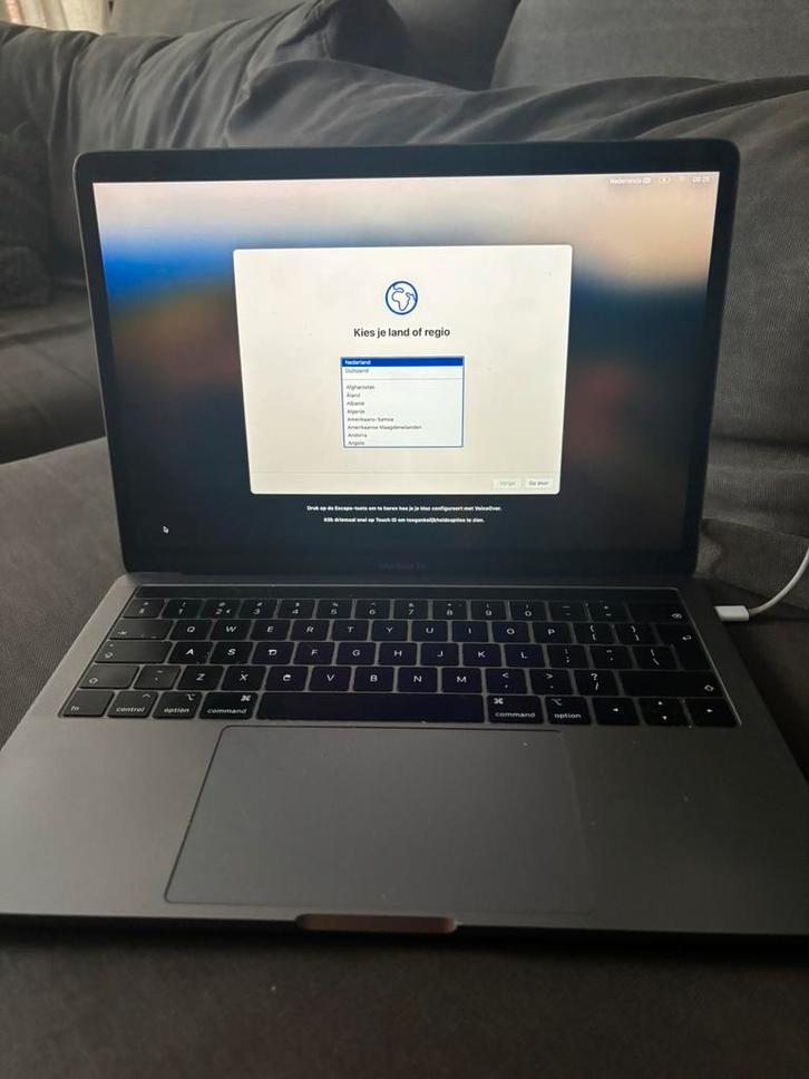 Apple MacBook Pro 13 inch (2019) i5 16GB RAM 512GB, Computers en Software, Apple Macbooks, Zo goed als nieuw, MacBook Pro, 13 inch