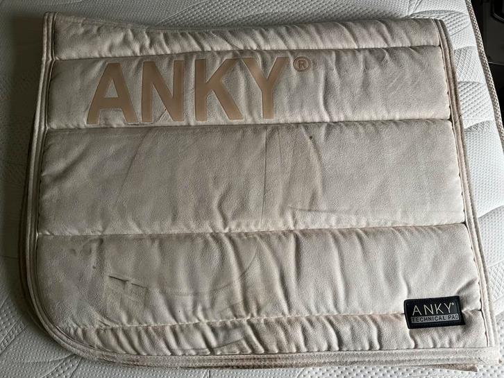 Anky pad beige, Dieren en Toebehoren, Paarden en Pony's | Dekens en Dekjes, Zo goed als nieuw, Dekje, Ophalen of Verzenden