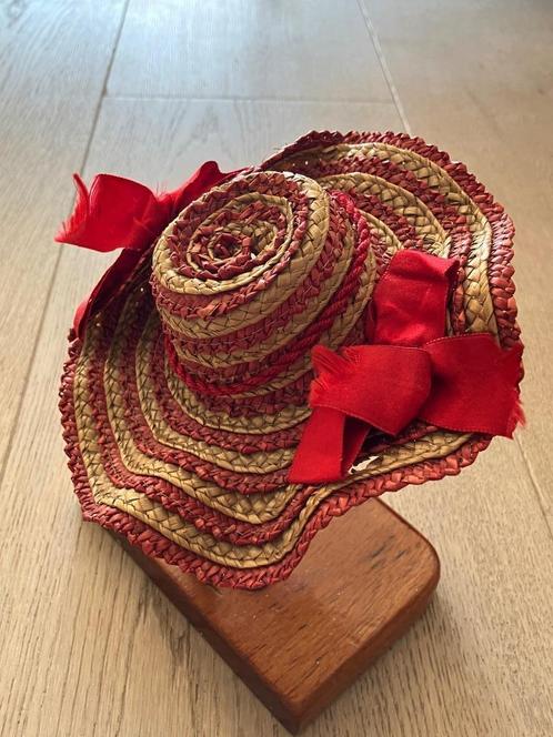 Antiek poppenhoedje voor antieke pop, Verzamelen, Poppen, Gebruikt, Accessoires, Ophalen of Verzenden