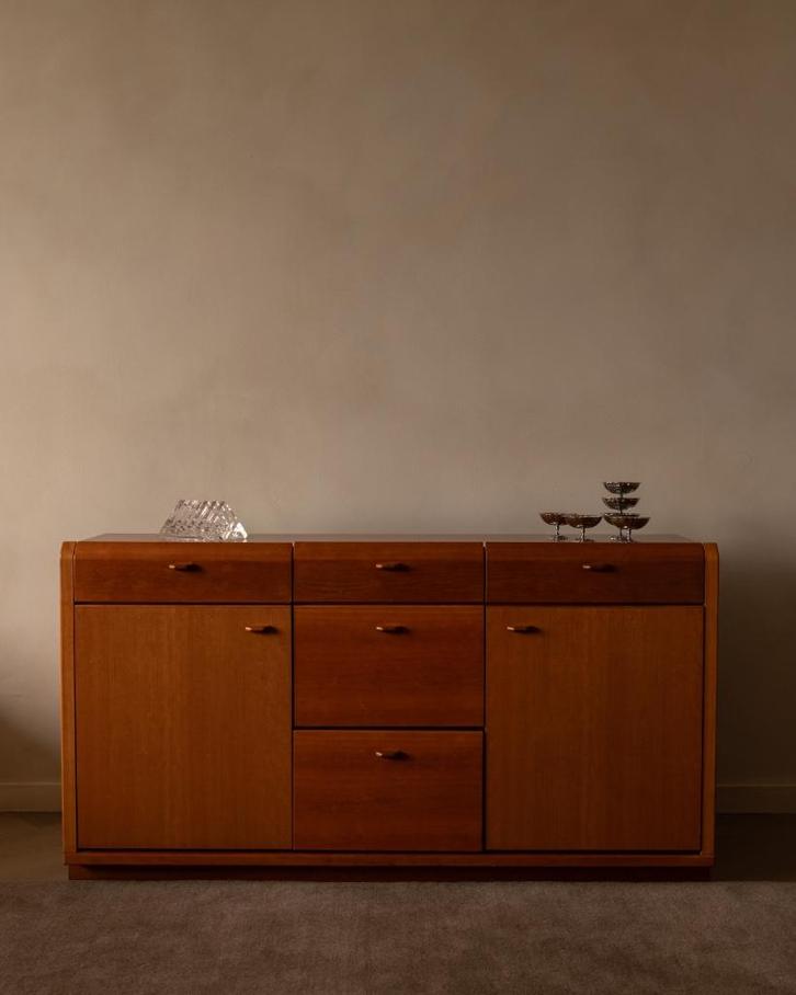 Vintage Hülsta dressoir | Houten sideboard | Duits design, Huis en Inrichting, Kasten | Dressoirs, Gebruikt, 100 tot 150 cm, 25 tot 50 cm