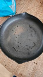 Ikea gietijzeren pan 32cm, Ophalen, Zo goed als nieuw, Gietijzer, Koekenpan of Braadpan