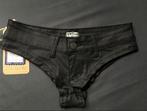 Zwarte leren hot pants sexy broekje dames vrouwen wetlook, Kleding | Dames, Verzenden, Nieuw, Zwart, Kort
