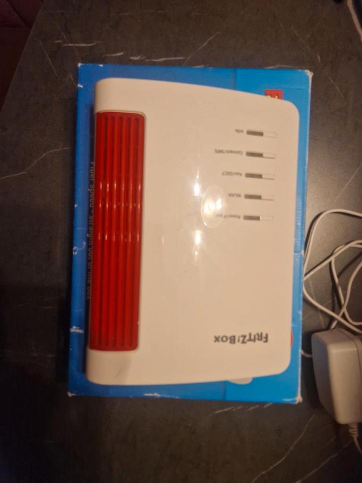Fritz!Box Fiber Router - Perfect voor Glasvezel!, Computers en Software, Routers en Modems, Gebruikt, Router met modem, Ophalen