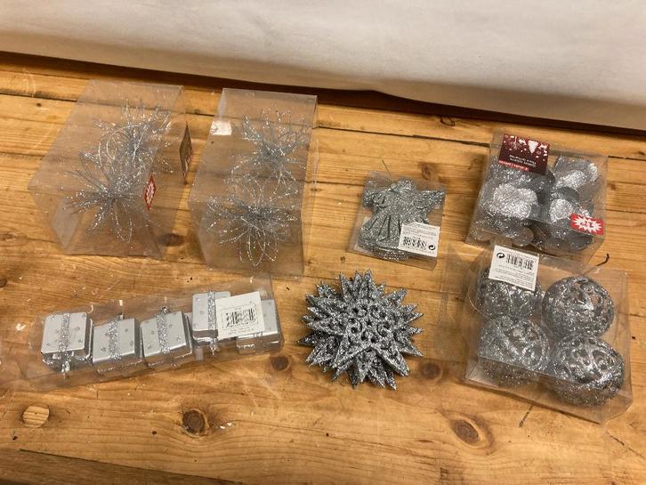 🤶 Kerstversiering Grijs, Diversen, Kerst, Zo goed als nieuw, Ophalen of Verzenden