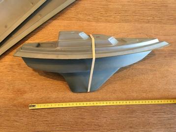 Model zeilboot romp - 37cm beschikbaar voor biedingen