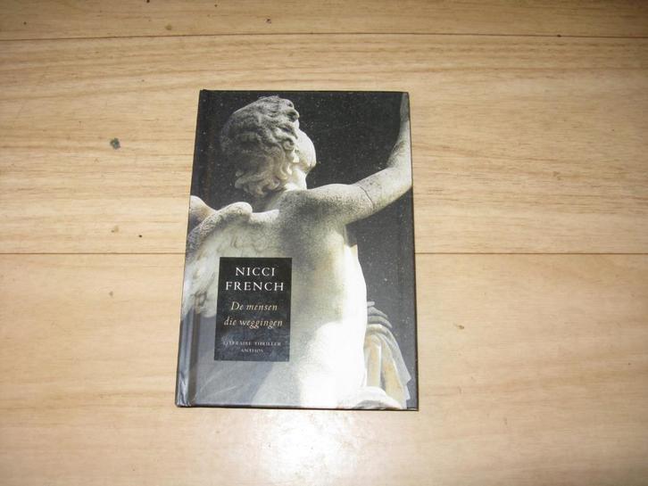 Nicci French - De mensen die weggingen, Boeken, Thrillers, Gelezen, Ophalen of Verzenden