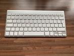 Apple toetsenbord A1314, Ophalen of Verzenden, Zo goed als nieuw, Draadloos, Qwerty
