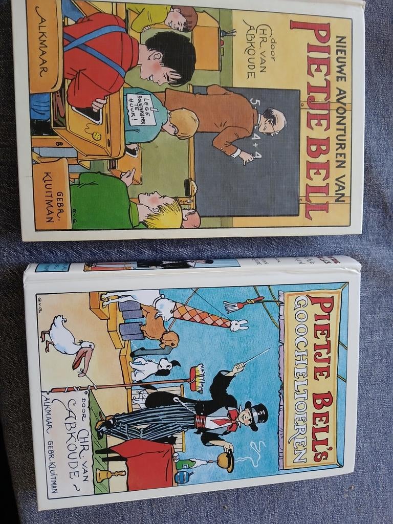 Pietje Bell's goocheltoeren & de nieuwe avonturen van Pietje, Ophalen of Verzenden, Zo goed als nieuw