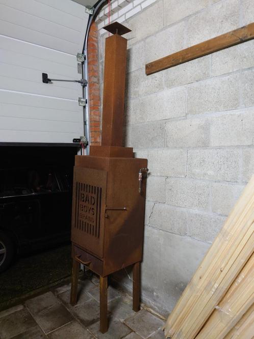 Tuinkachel (evt.) voor zwembad of hottub --- Bad Boys Brand, Tuin en Terras, Tuinhaarden, Gebruikt, Ophalen