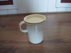 Tupperware Melkkannetje ( creme/lichtgeel ), Ophalen of Verzenden, Gebruikt, Beker of Kan