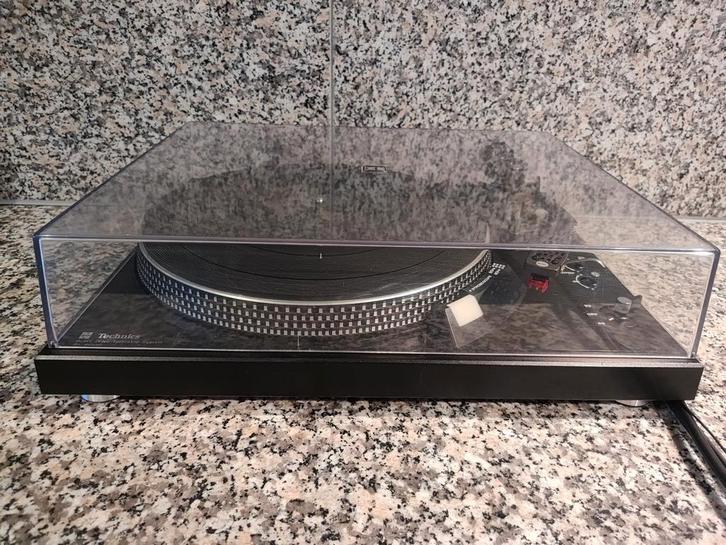 Technics sl2000 turntable (direct drive), Muziek en Instrumenten, Dj-sets en Draaitafels, Ophalen