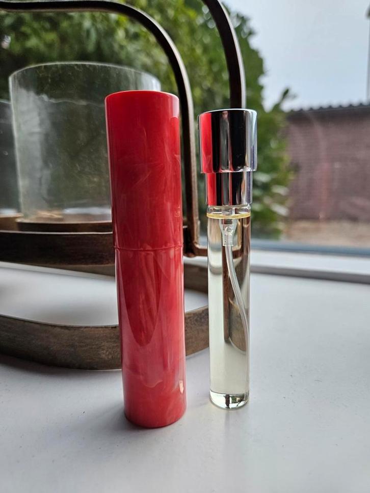 Byredo eyes closed eau de parfum 10 ml, Sieraden, Tassen en Uiterlijk, Uiterlijk | Parfum, Nieuw, Verzenden