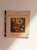 M. Perlot - Interieurdecoraties van lapjes en piepschuim, Boeken, Ophalen of Verzenden, Zo goed als nieuw, M. Perlot