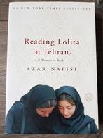 Boek : Reading Lolita in Tehran -- Azar Nafisi (Engelstalig), Boeken, Gelezen, Azar Nafisi, Ophalen of Verzenden, Wereld overig