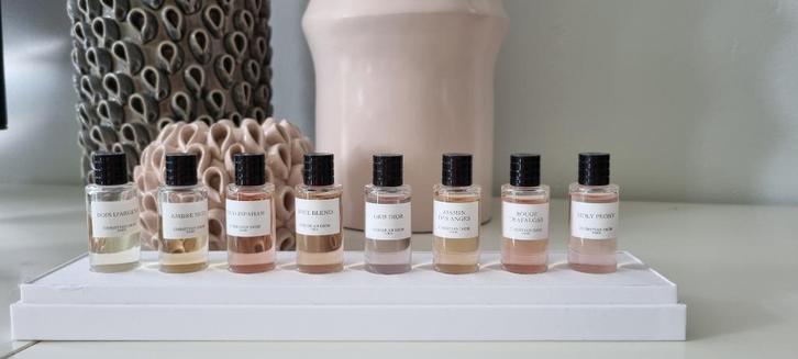 Set met 8 parfumminiaturen(Dior)8x7,5ml, Sieraden, Tassen en Uiterlijk, Uiterlijk | Parfum, Zo goed als nieuw, Verzenden