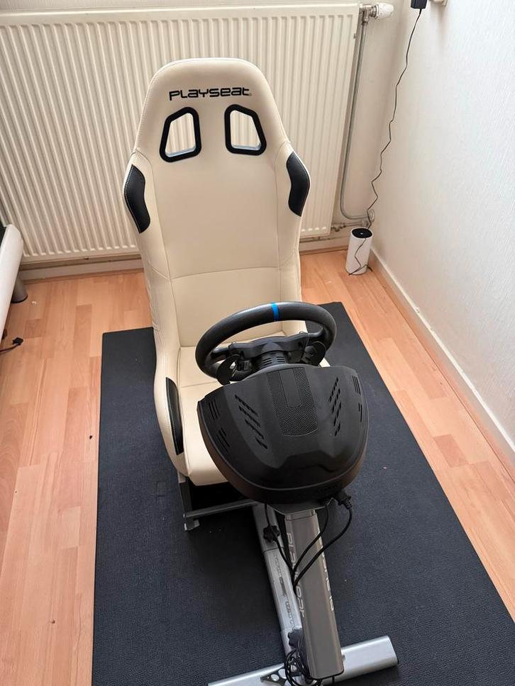 Playseat Evolution + T300RS - Zeer Goede Staat!, Spelcomputers en Games, Spelcomputers | Overige Accessoires, Zo goed als nieuw