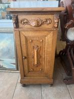 Mooie hal kast, Ophalen