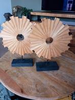 2 x houten ornament op voet, Ophalen of Verzenden, Zo goed als nieuw