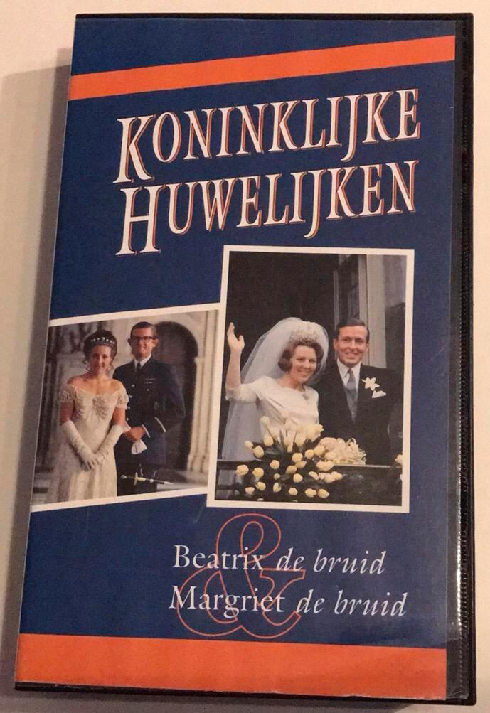 Koninklijke huwelijken, bruid Beatrix, bruid Margriet, Verzamelen, Koninklijk Huis en Royalty, Zo goed als nieuw, Overige typen