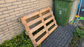 Pallet beschikbaar voor biedingen