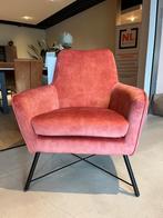 Comfortabele fauteuil in unieke roze stof, Ophalen, Info@vissermeubelen.nl, SEVN, Nieuw