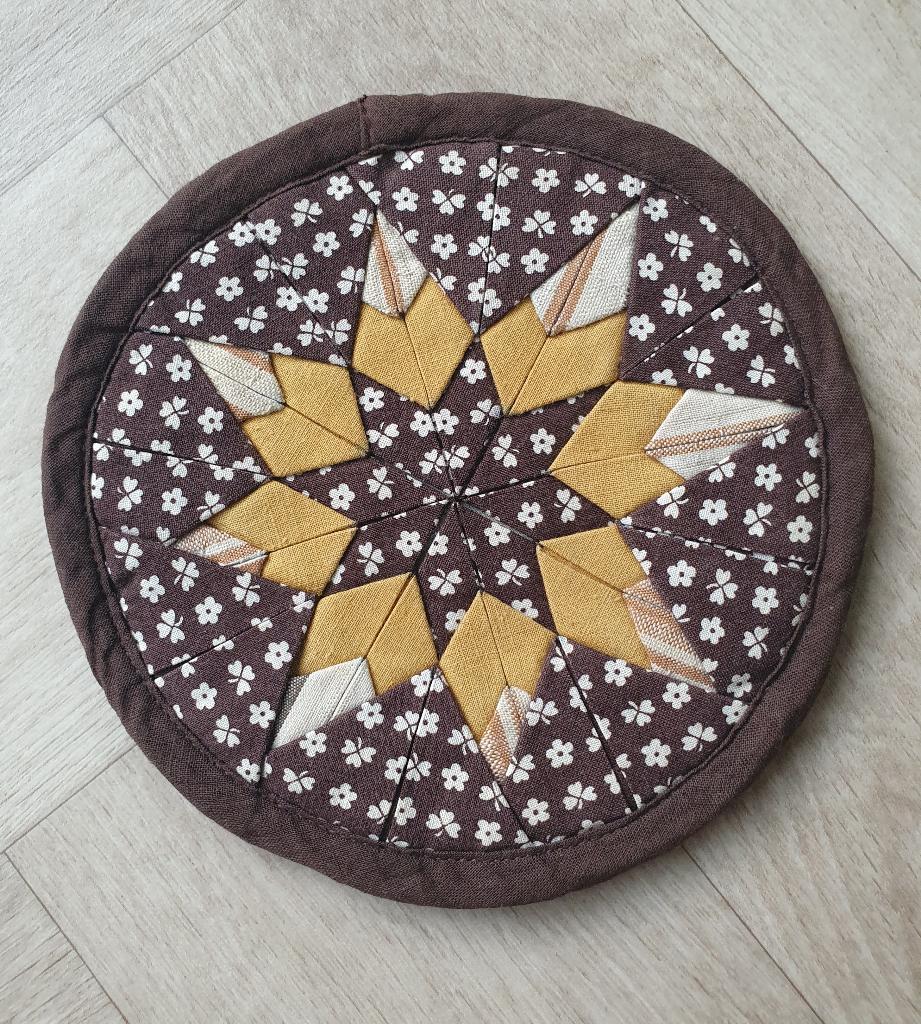 retro / vintage patchwork pannenlap/ onderzetter, nieuw, Verzenden, Nieuw, Bruin, Overige typen