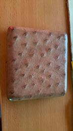 Oude sigaretten bewaardoos struisvogelleer?, Verzamelen, Rookartikelen, Aanstekers en Luciferdoosjes, Ophalen of Verzenden, Gebruikt