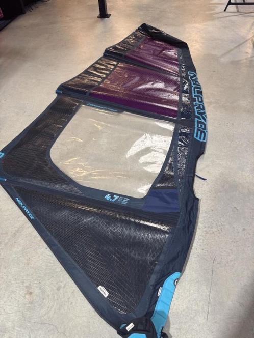 NEILPRYDE COMBAT Pro 2023 4.7, Watersport en Boten, Windsurfen