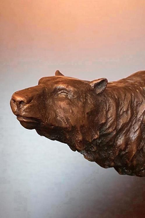 Brons beeld beer op marmeren sokkel, Antiek en Kunst, Antiek | Koper en Brons, Brons, Ophalen of Verzenden