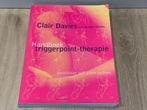 Handboek triggerpoint-therapie, Clair Davis met Amber Davies, Ophalen of Verzenden, Zo goed als nieuw